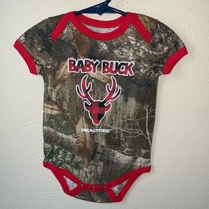 Baby buck Camo antler realtree Onsie sleep suit